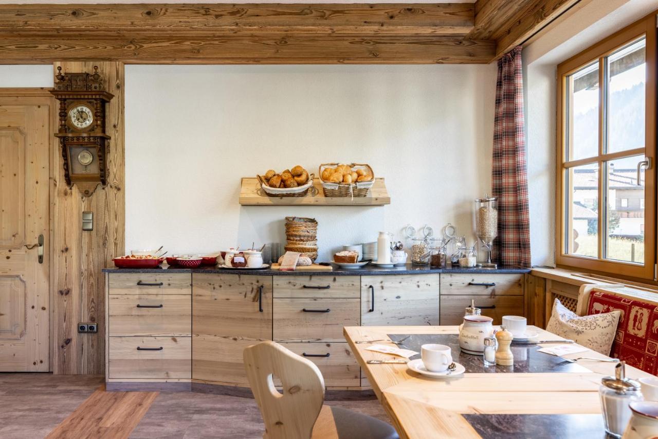 Landhaus Panorama Berwang Luaran gambar
