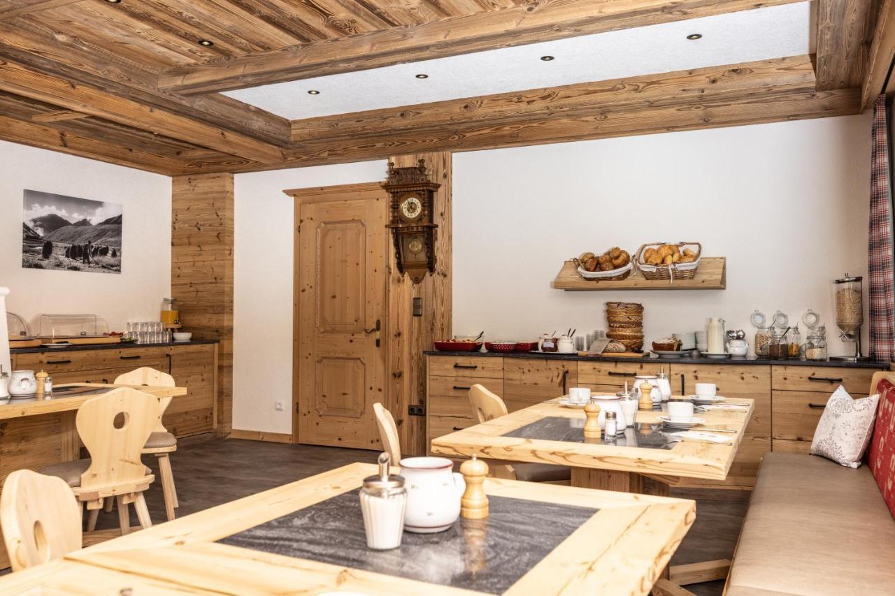 Landhaus Panorama Berwang Luaran gambar
