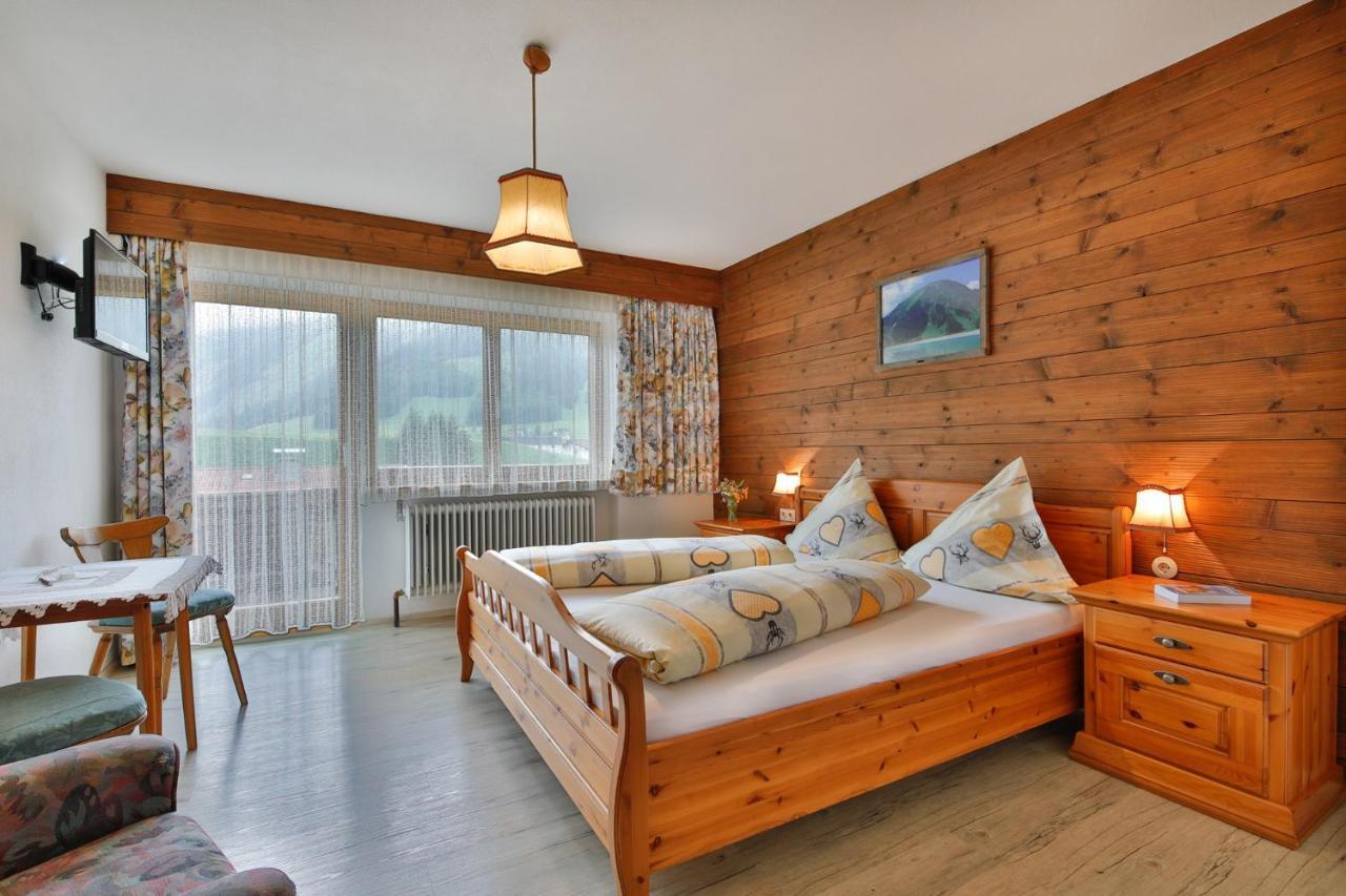 Landhaus Panorama Berwang Luaran gambar